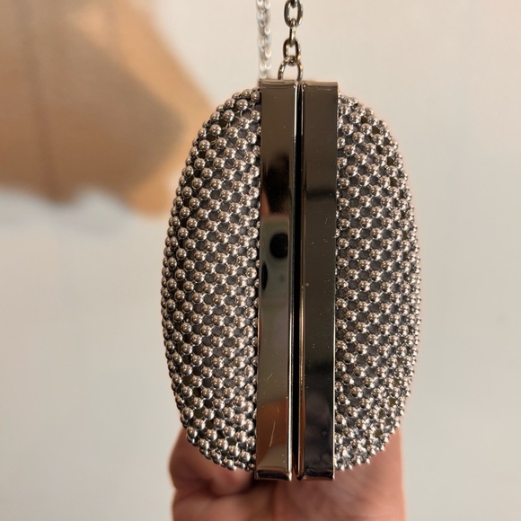 JESSICA MCCLINTOCK Silver Metallic Clutch Crossbody Bag Studded Look - Picture 12 of 15